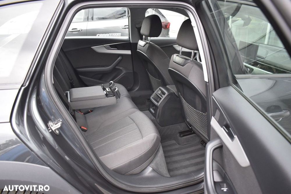 Audi A4 Allroad - 29