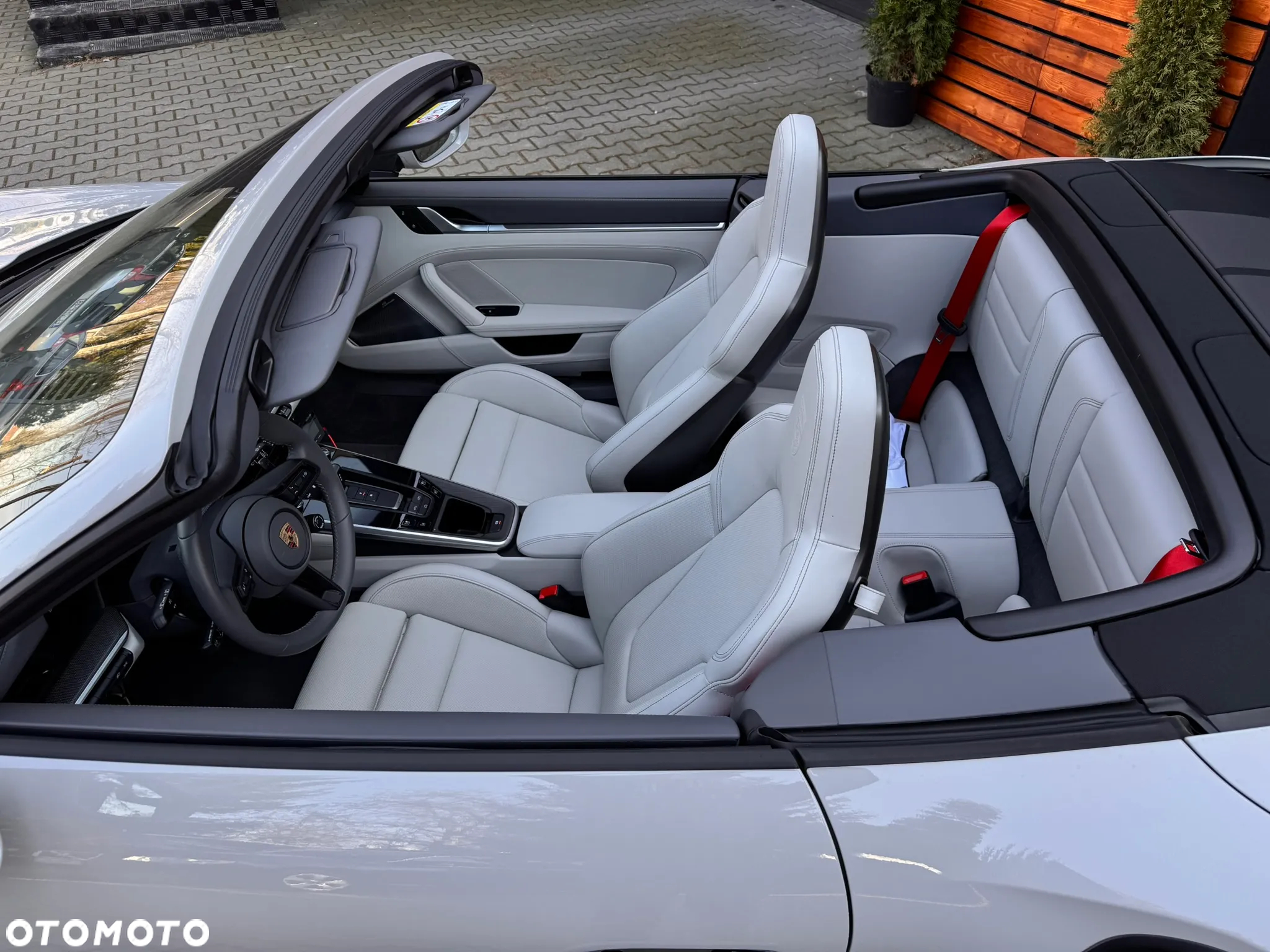 Porsche 911 Carrera Turbo S Cabrio - 3