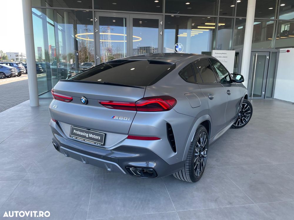 BMW X6 M M60i xDrive AT MHEV - 2