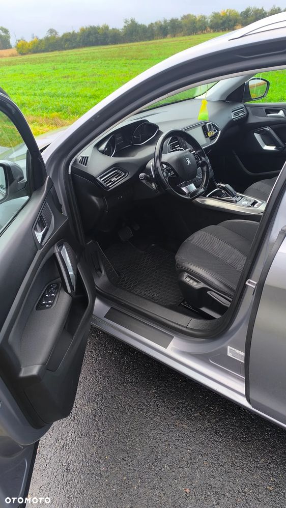Peugeot 308 - 18
