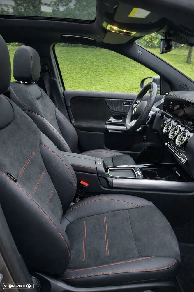 Mercedes-Benz EQA 300 4Matic AMG Line - 10