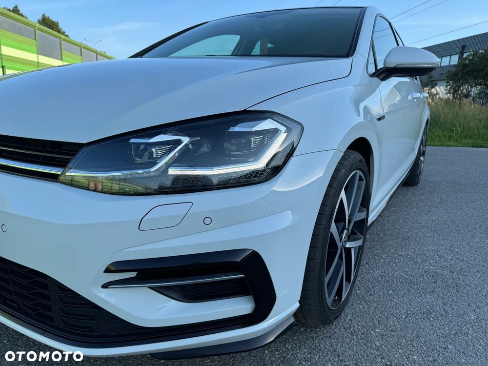 Volkswagen Golf - 5