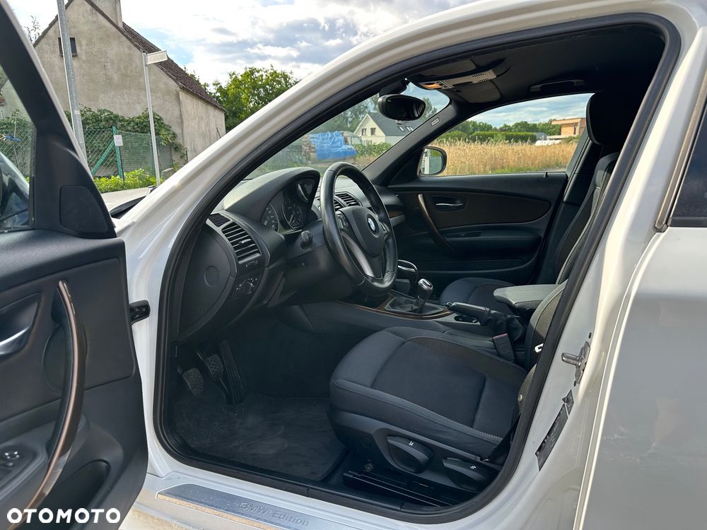 BMW Seria 1 - 17