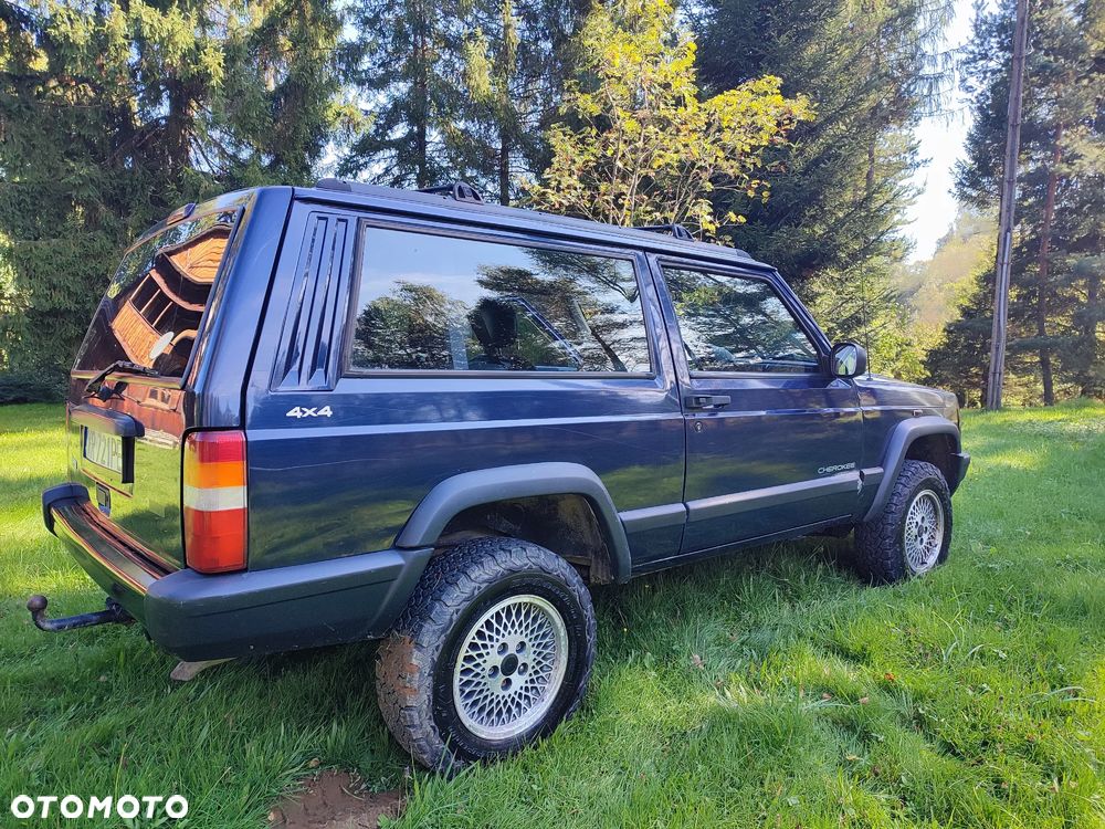 Jeep Cherokee 2.5 TD - 9
