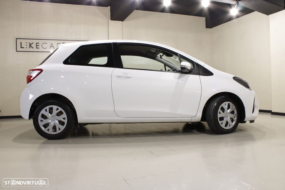 Toyota Yaris 1.4 D-4D AC IVA Dedutível - 7