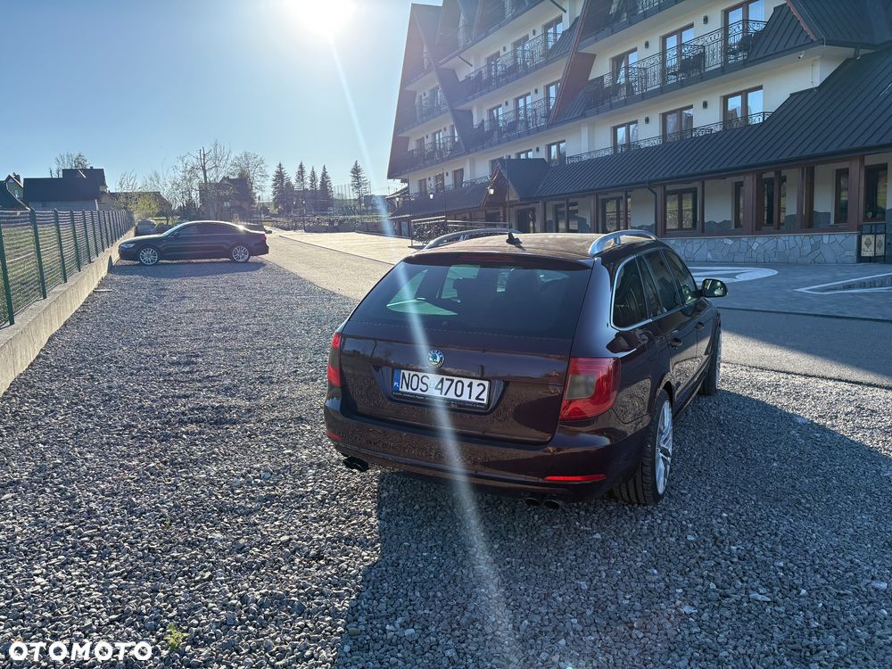 Skoda Superb 3.6 V6 4x4 DSG L&K - 9