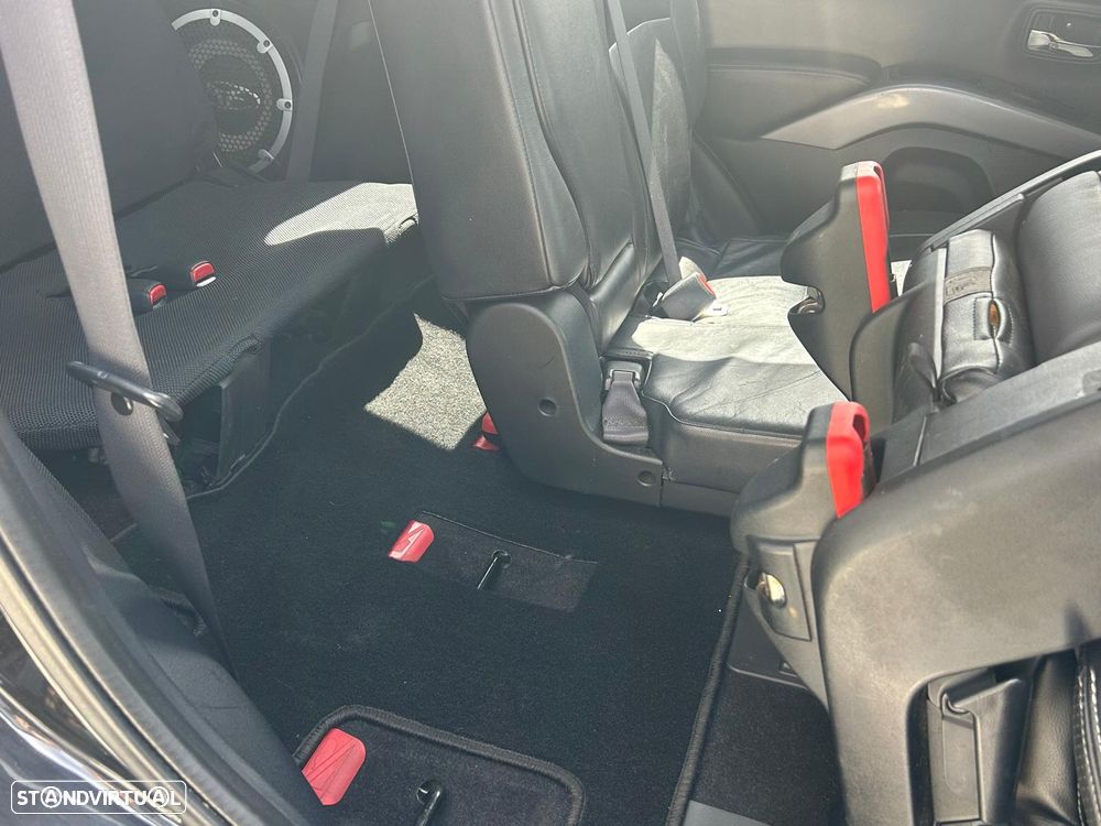 Mitsubishi Outlander 2.0 DI-D Intense+ 4WD - 30