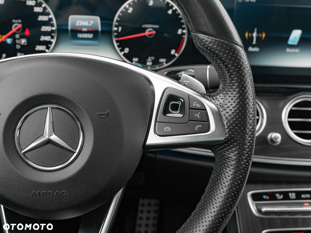 Mercedes-Benz Klasa E 350 d 4-Matic 9G-TRONIC - 20