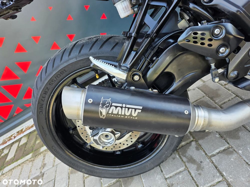 Yamaha MT - 24