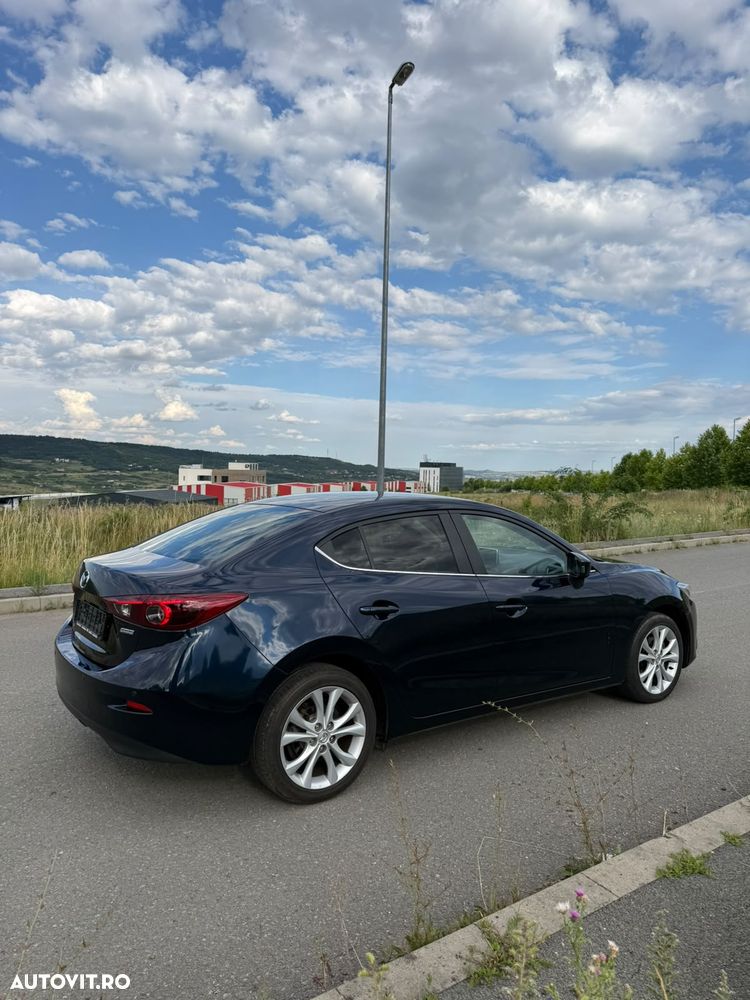 Mazda 3 - 7