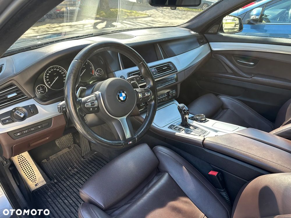 BMW Seria 5 M550d xDrive Sport-Aut - 3