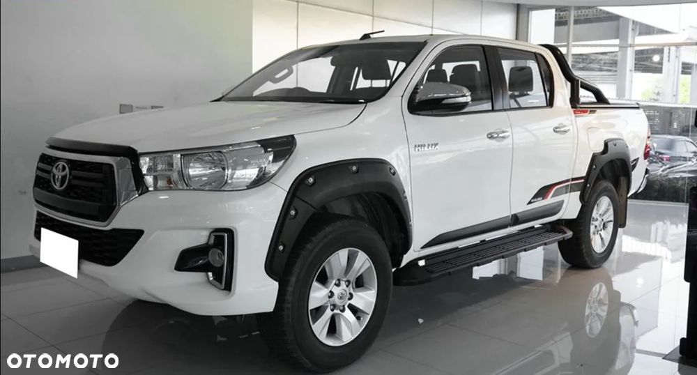 Listwy Boczne Nakładki Ochronne na Drzwi TOYOTA HILUX 2015- 2025 - 2