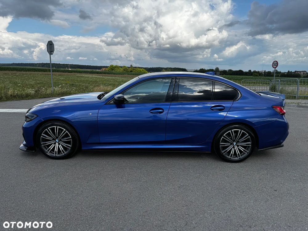 BMW Seria 3 318d M Sport - 11