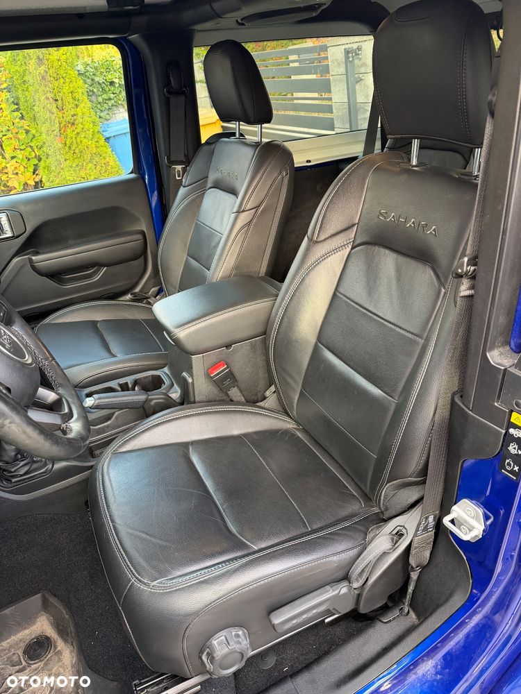 Jeep Wrangler - 6