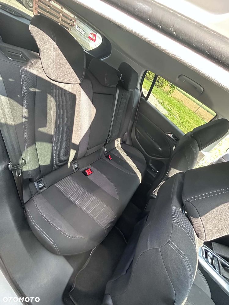 Peugeot 308 - 7