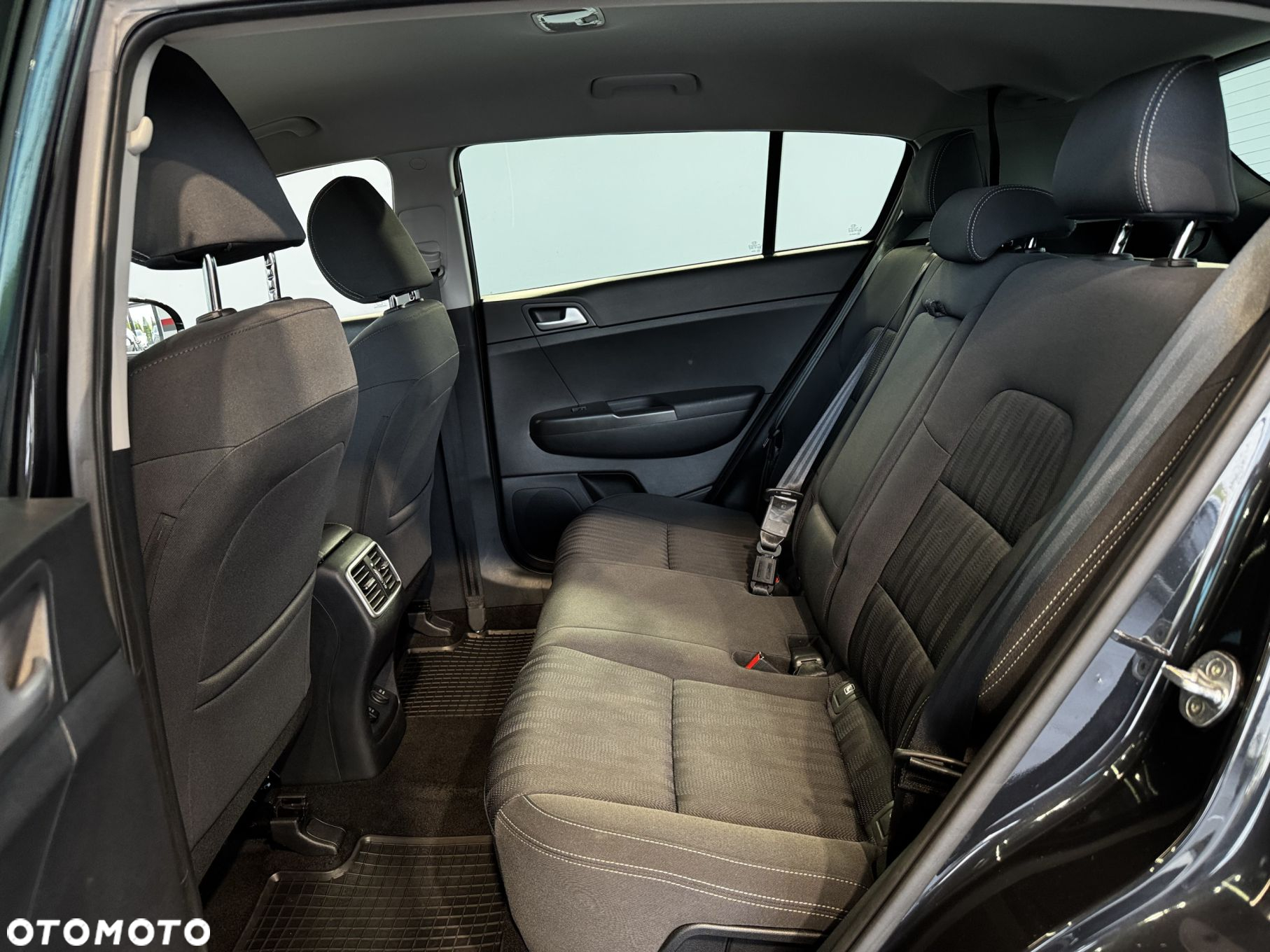 Kia Sportage - 12