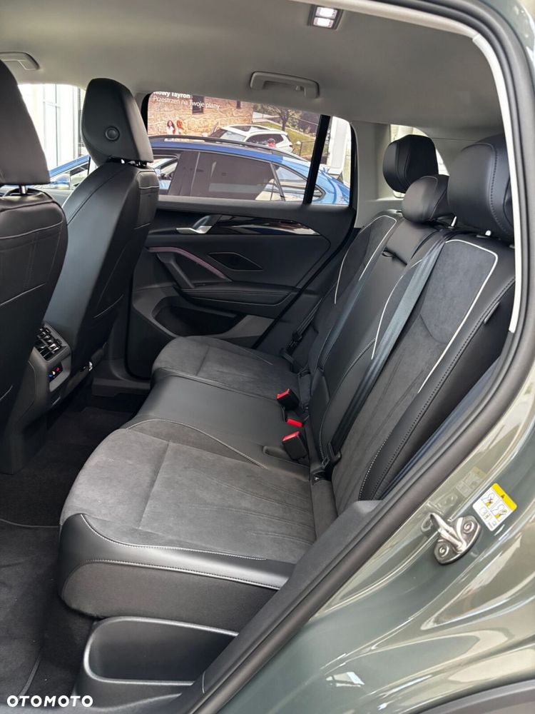 Volkswagen Tiguan - 17