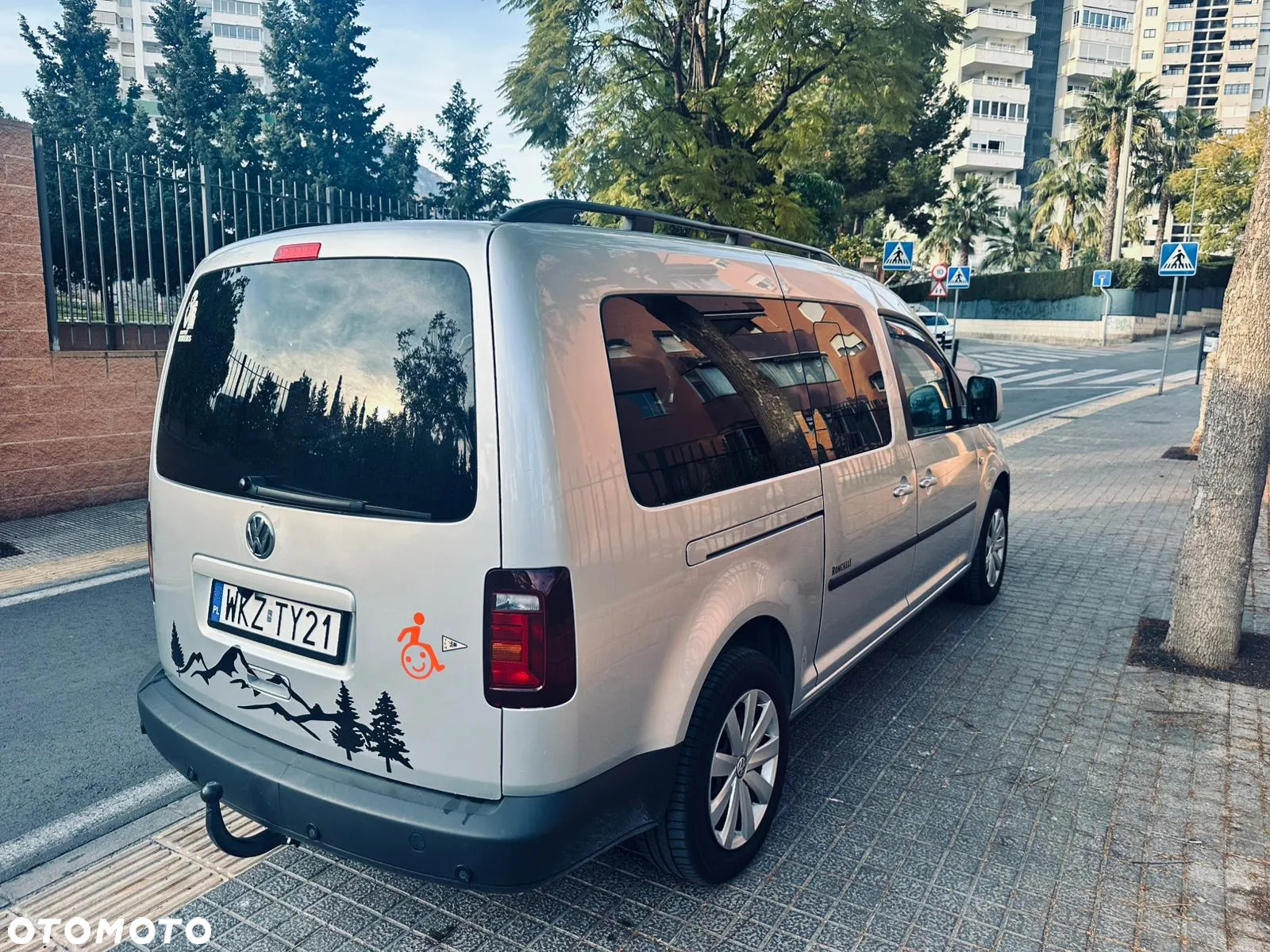 Volkswagen Caddy 1.2 (7-Si.) Edition 30 - 18