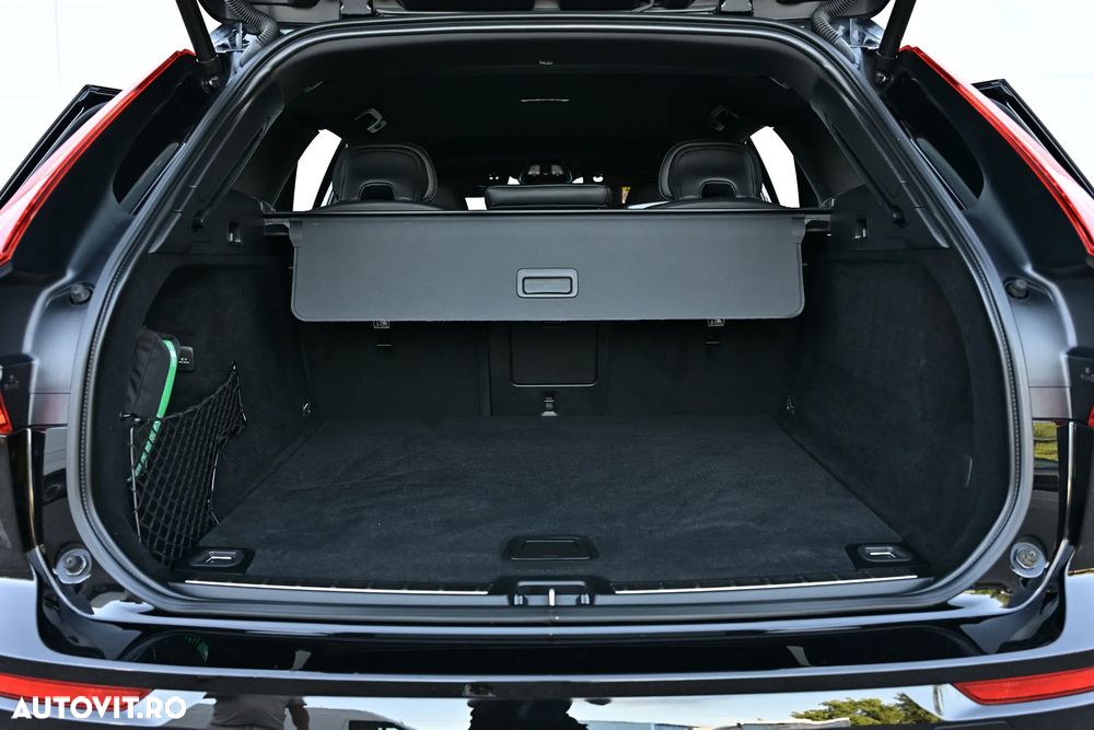 Volvo XC 60 B4 D AWD Geartronic RDesign - 35