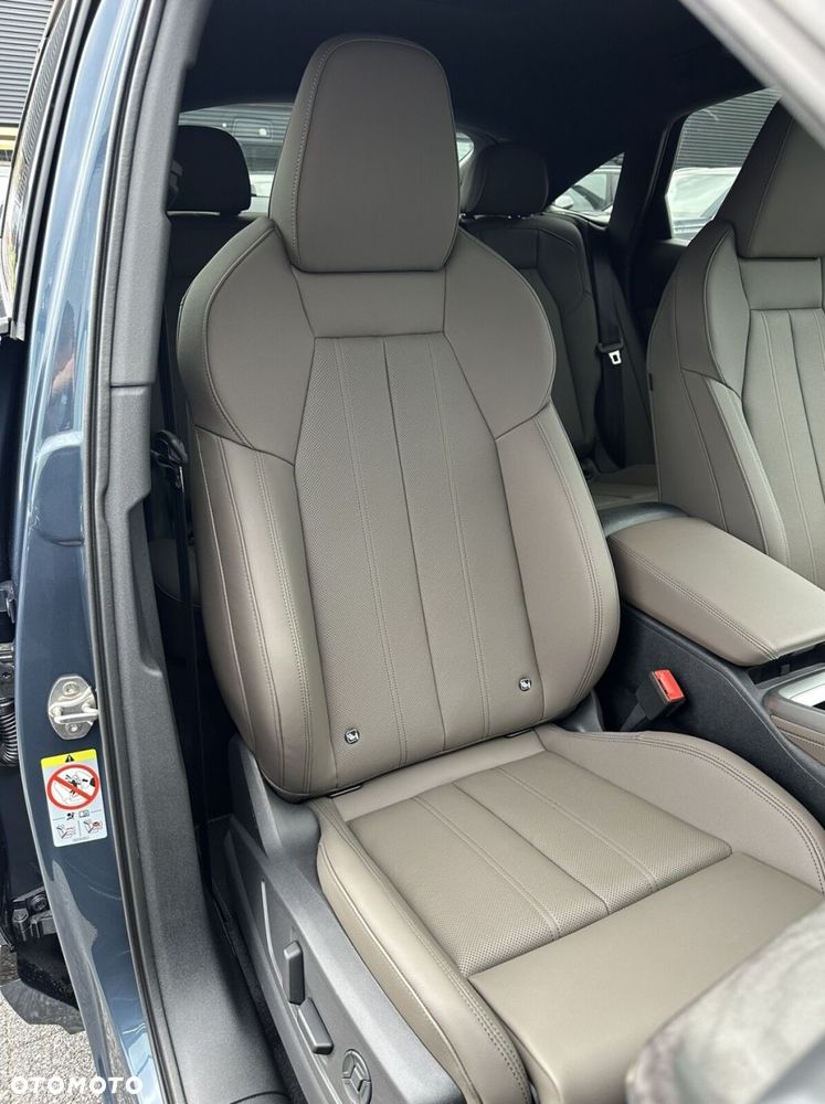 Audi Q5 Sportback - 27