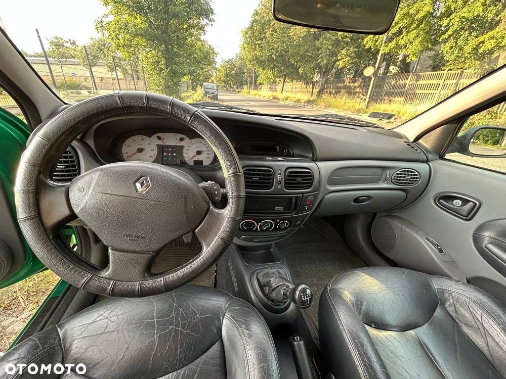 Renault Megane 2.0ide 16V Dynamique - 18