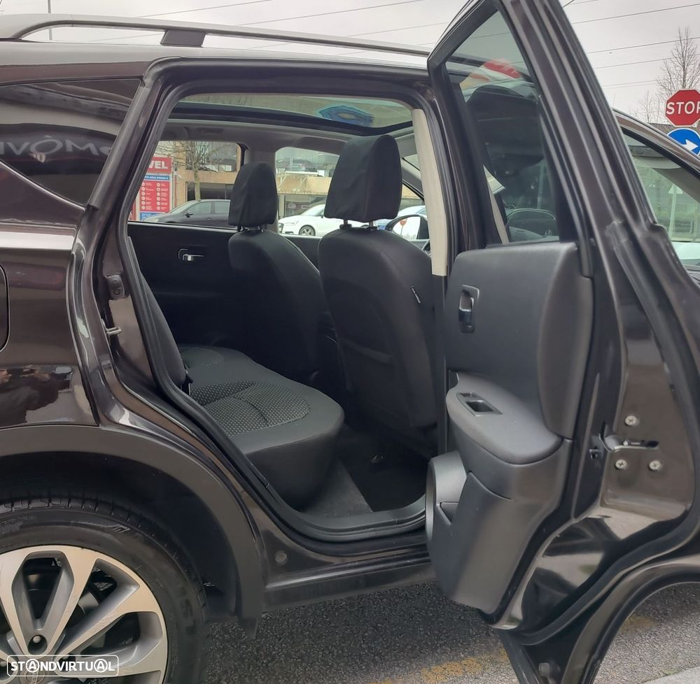Nissan Qashqai 1.5 dCi Tekna Premium 18 - 11