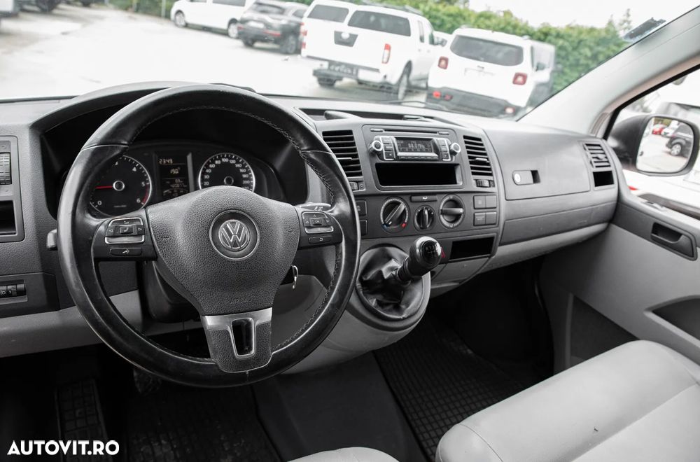 Volkswagen T5 - 12