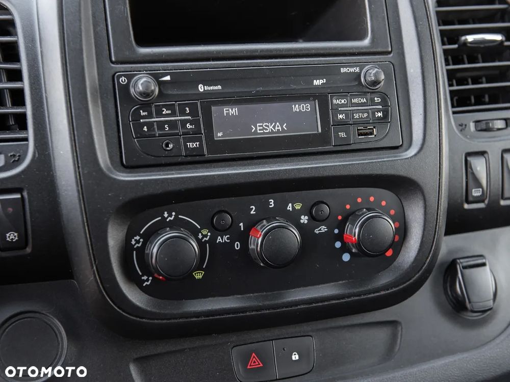 Opel Vivaro - 16