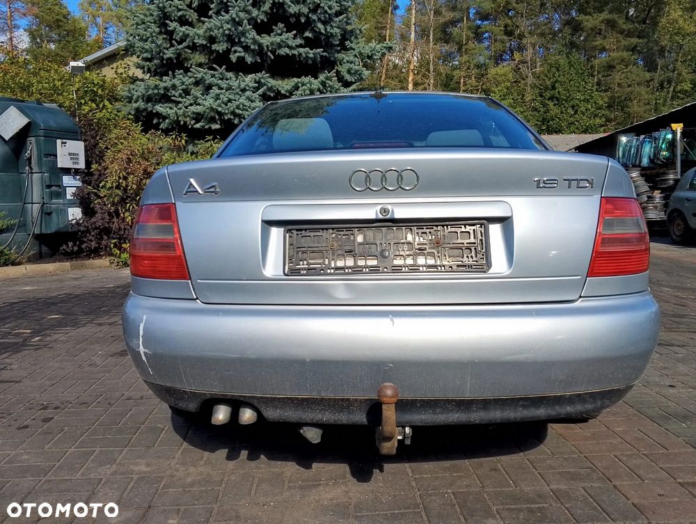 Audi A4 B5 Przed Lift (94-97.) 1.9 TDI 89KM. Silnik AHU Skrzynia DHL lakier LY7M / L5.Cały na części. GWARANCJA !!! Przód Tył Zestaw Komplet Drzwi Klapa Zderzak Błotnik Maska Grill Atrapa Szyba Pas Lampa Lusterko Boczki Fotel Kanapa Kokpit Deska Rozdzielcza Przełącznik Włącznik Sterownik Przewody Wiązka Instalacja Moduł Komputer Czujnik Listwa Pompa Alternator Wtryski Głowica Rozrusznik Kompresor Sprzęgło Dwumas Silnik Skrzynia ABS Klimatyzacji Paliwa Wspomagania Kolektor Turbina Przepustnica Zawór Chłodnica Koło Hak Belka Sanki Zawieszenie Mcpherson Półoś Amortyzator Wydech Tłumik Zacisk Most - 6
