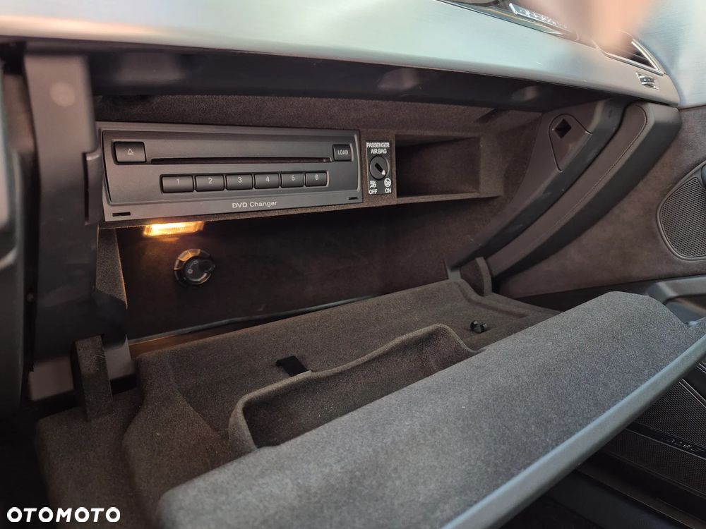 Audi A8 4.2 TDI DPF (clean diesel) quattro tiptronic Lang - 22