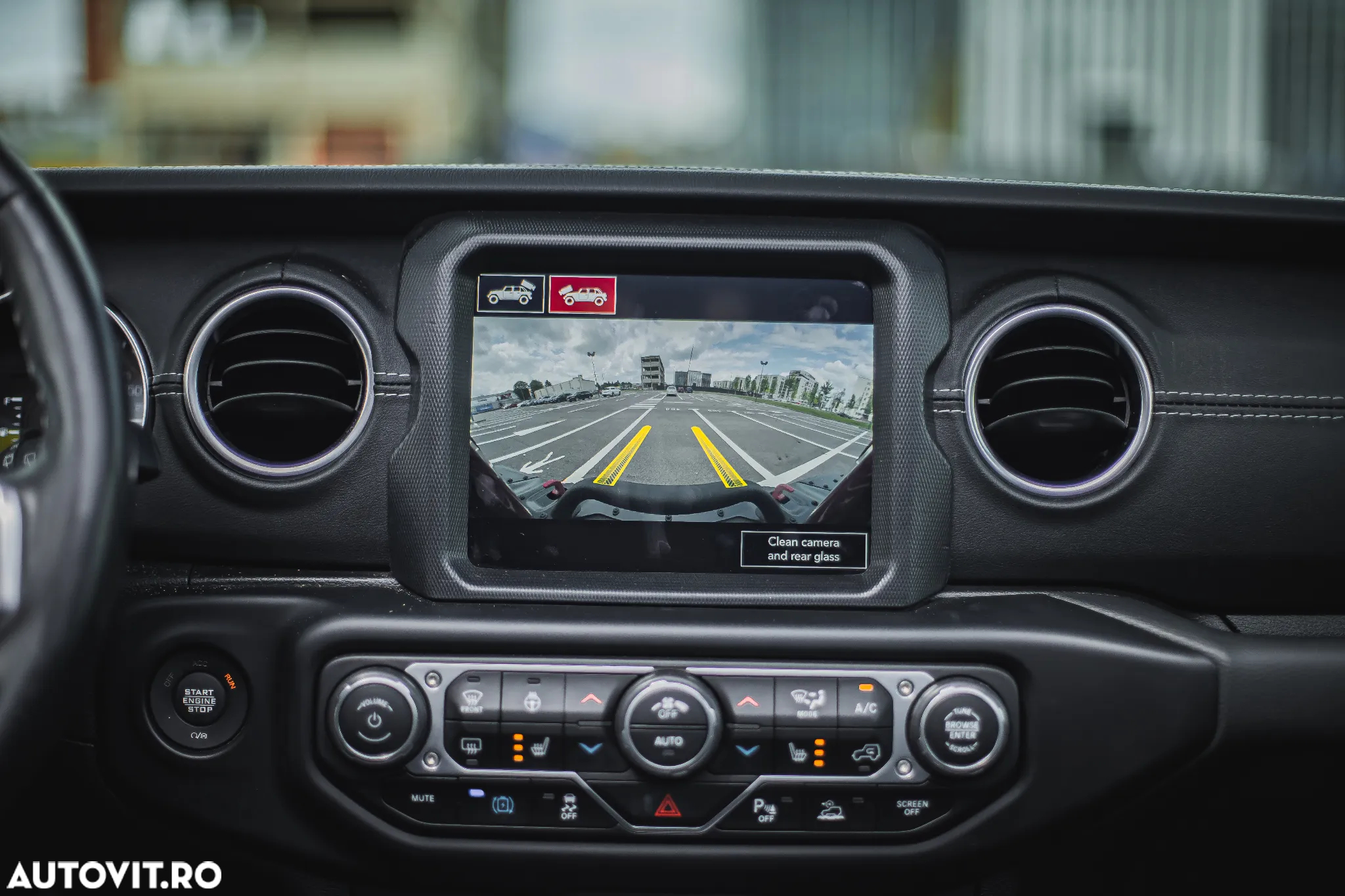 Jeep Wrangler 2.0 4xe AT8 PHEV Sahara - 19