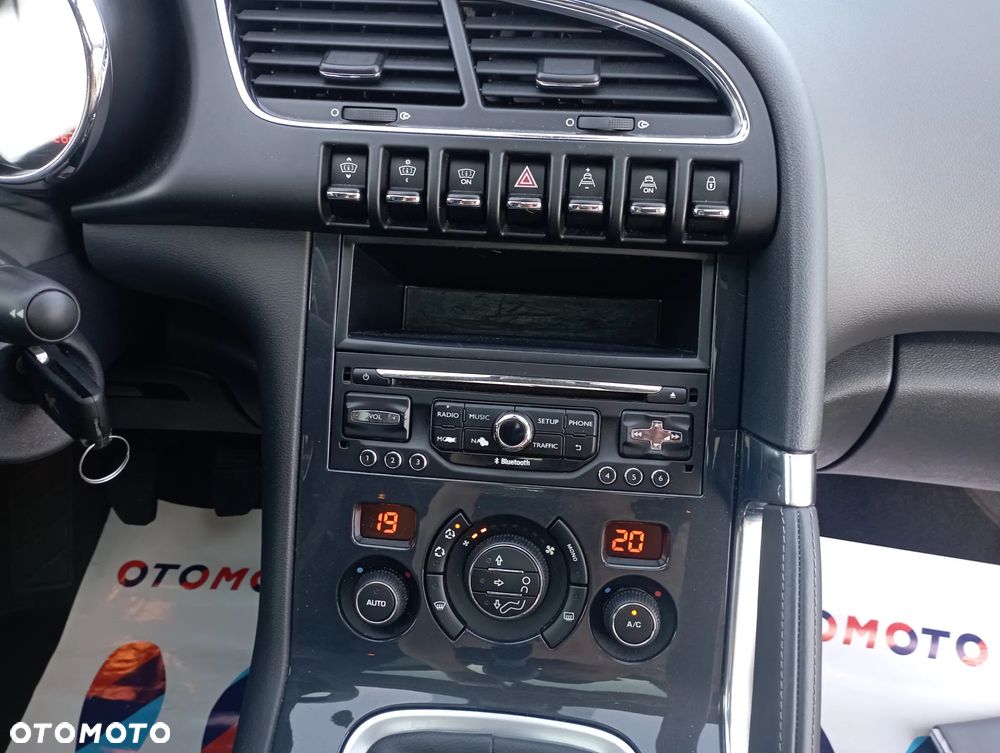 Peugeot 3008 155 THP Platinum - 9