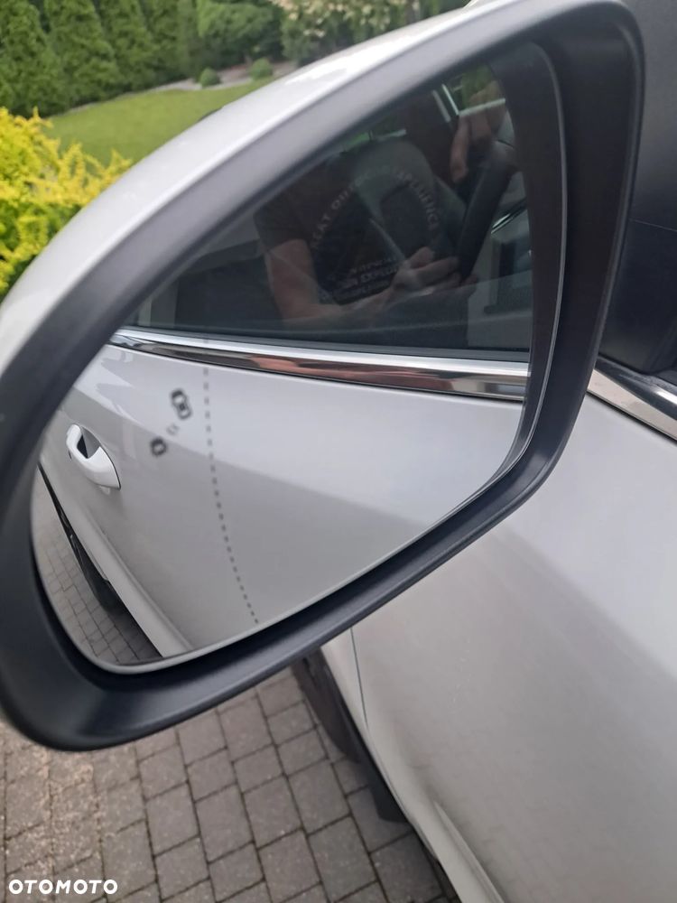 Kia Sportage 1.6 GDI Black Edition 2WD - 11