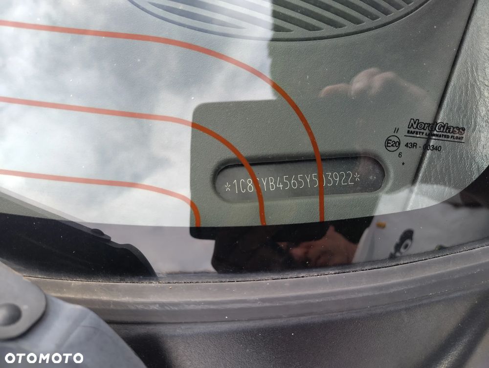 Chrysler Grand Voyager 2.8 CRD LX - 15