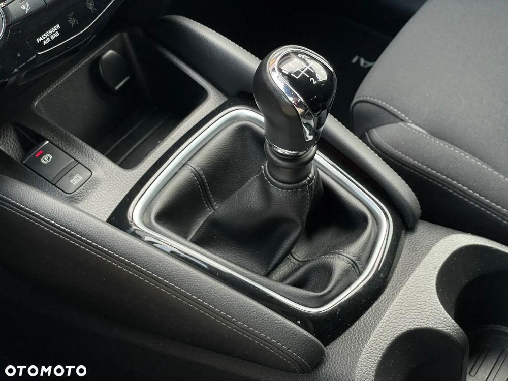 Nissan Qashqai 1.3 DIG-T N-Connecta EU6d - 20