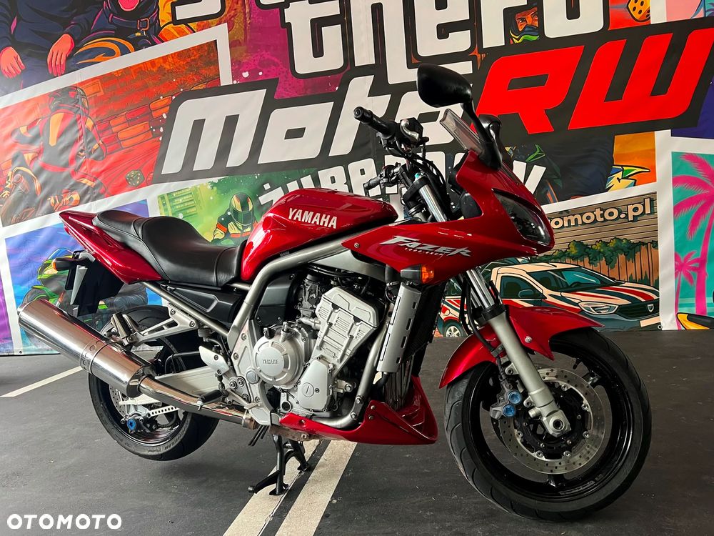 Yamaha FZS - 10