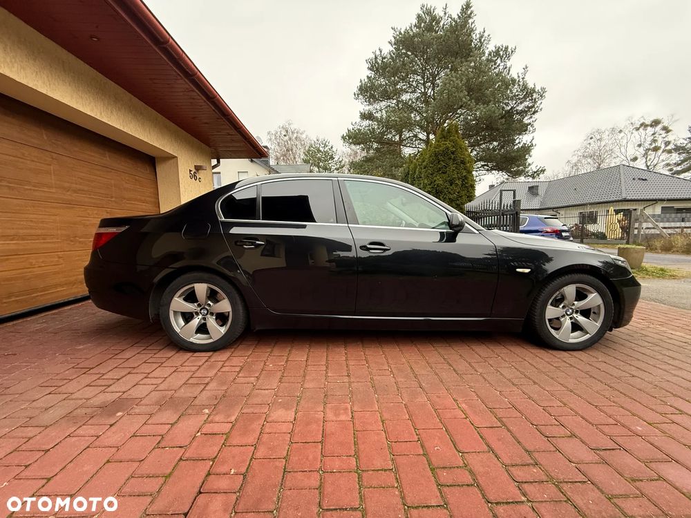 BMW Seria 5 525d - 3