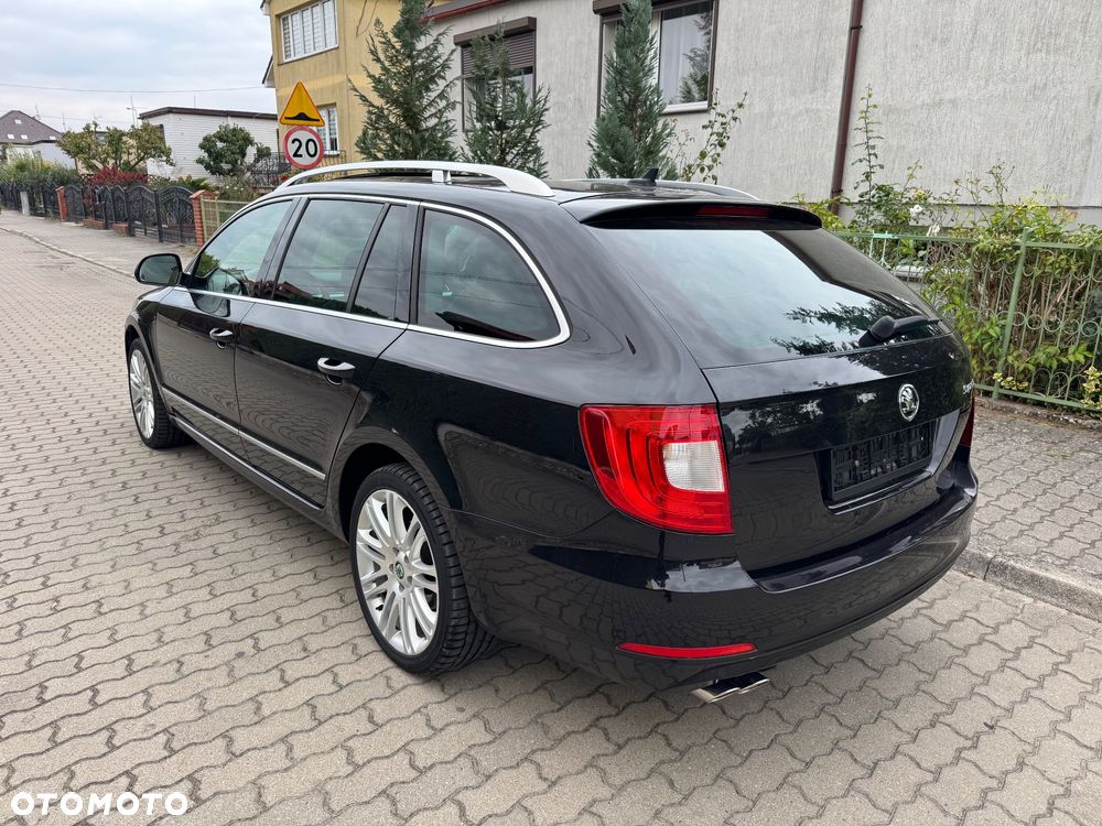 Skoda Superb Combi 2.0 TDI 4x4 Elegance - 3
