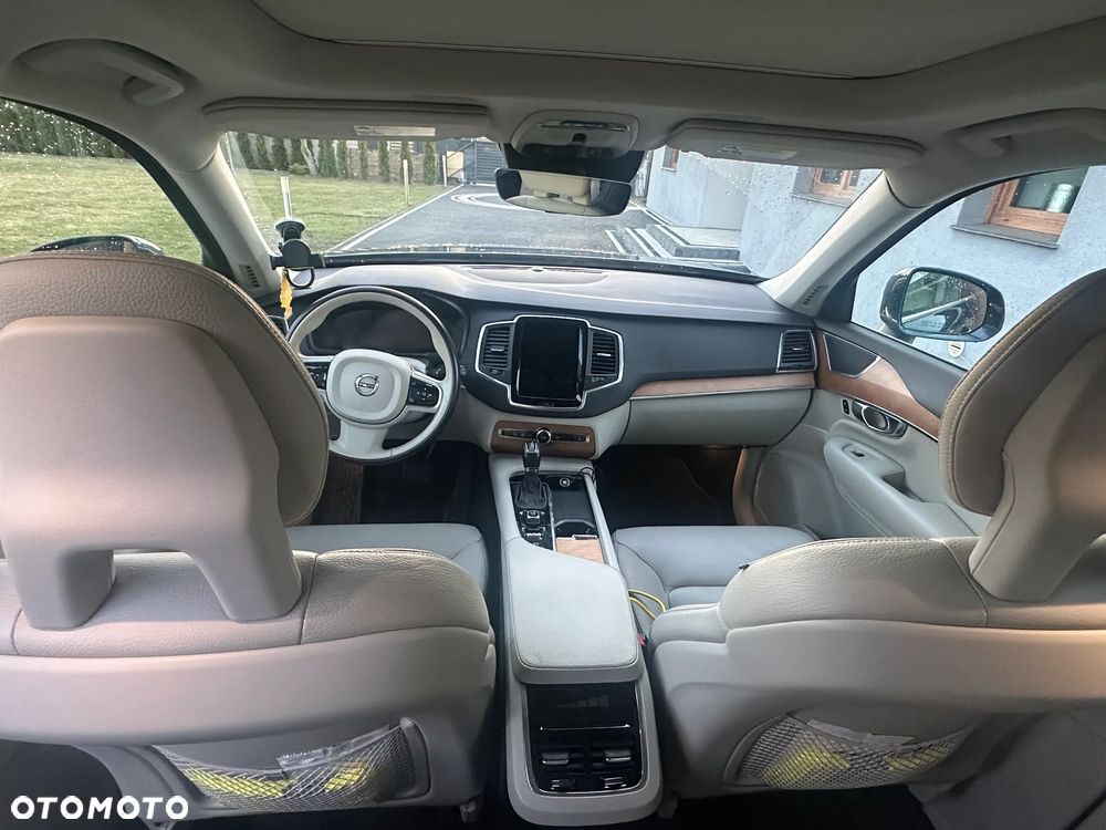 Volvo XC 90 T6 AWD Geartronic Momentum - 9