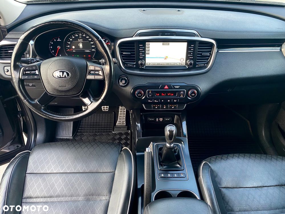Kia Sorento - 7