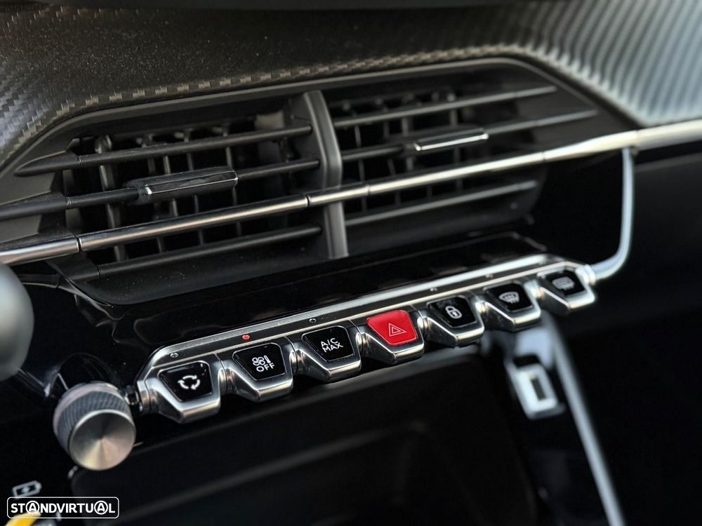 Peugeot 2008 PureTech 100 Style - 28