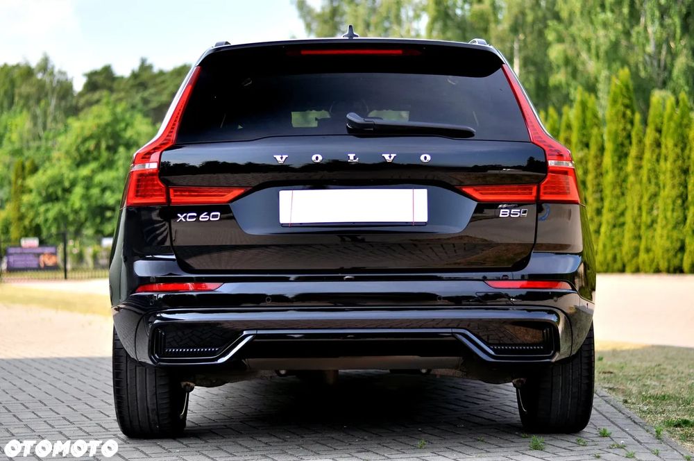 Volvo XC 60 B5 D AWD Ultimate Dark - 12
