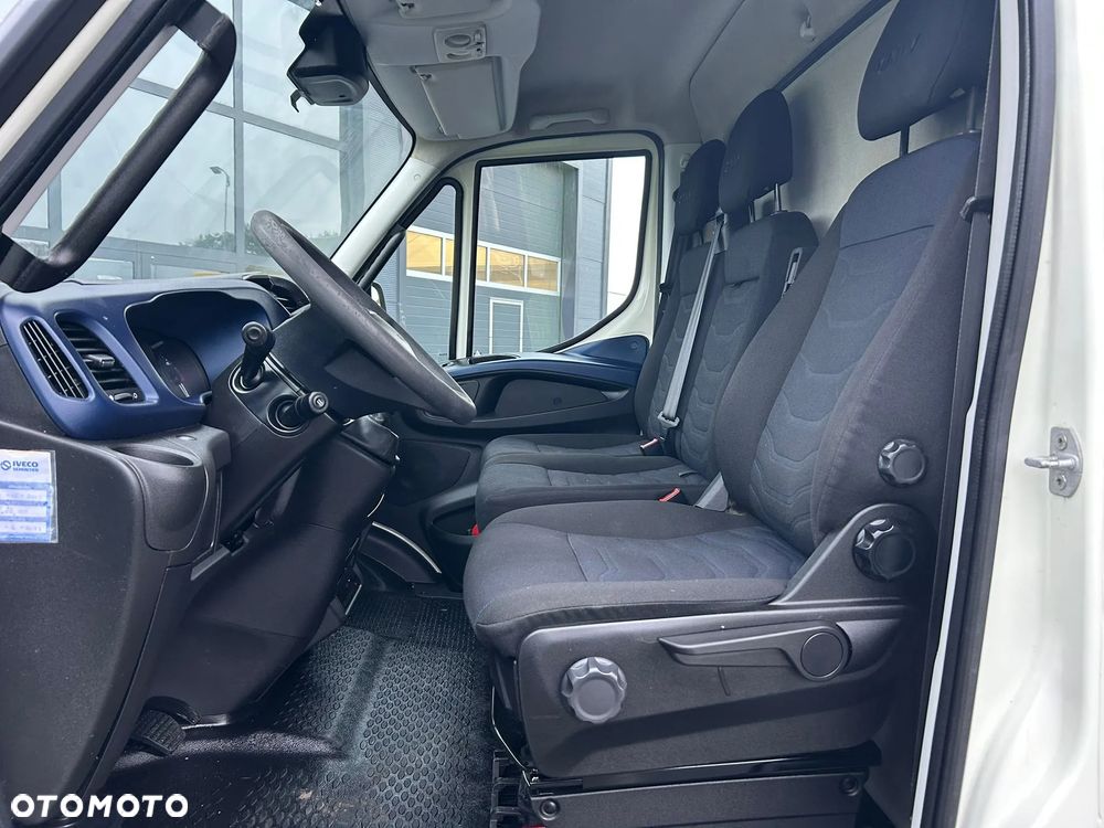 Iveco Daily 35C18 3.0 HPI Hi-Matic Rama pod zabudowę **Rozstaw osi 410cm**KLIMA**Serwis**Sprowadzony** - 7