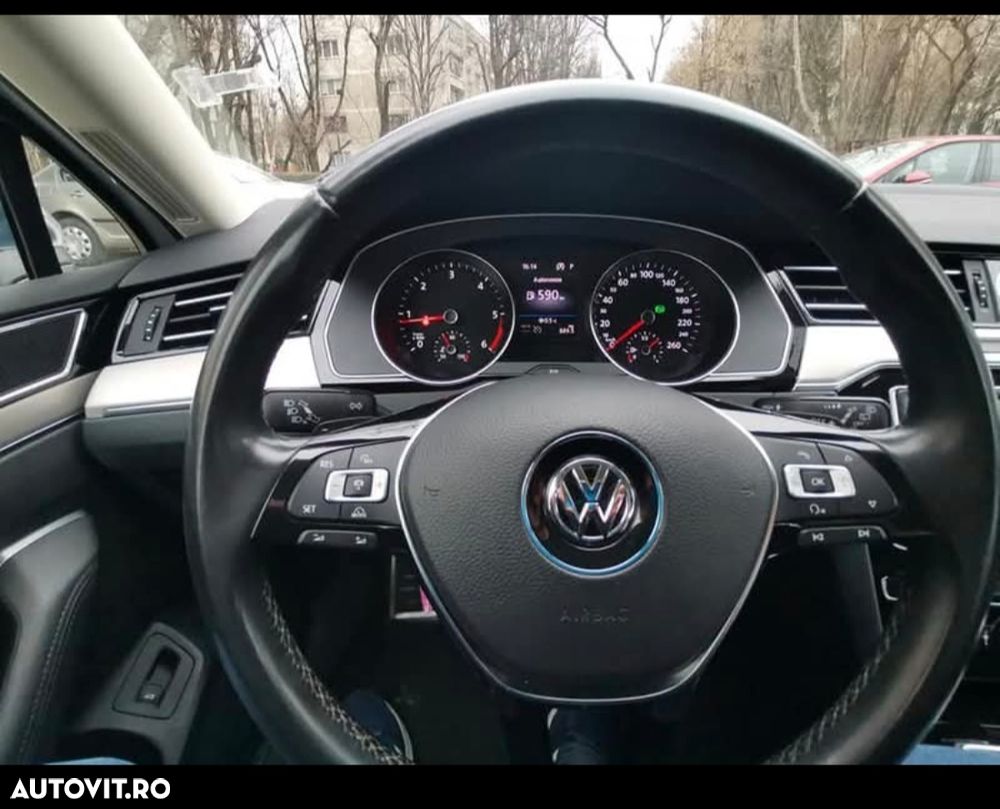 Volkswagen Passat Alltrack 2.0 TDI DSG 4Motion - 14