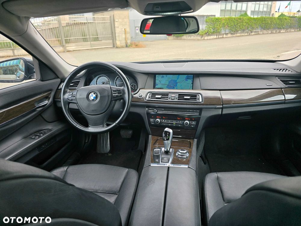 BMW Seria 7 - 6