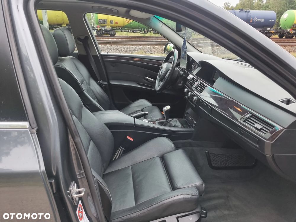 BMW Seria 5 520d Special Edition - 18