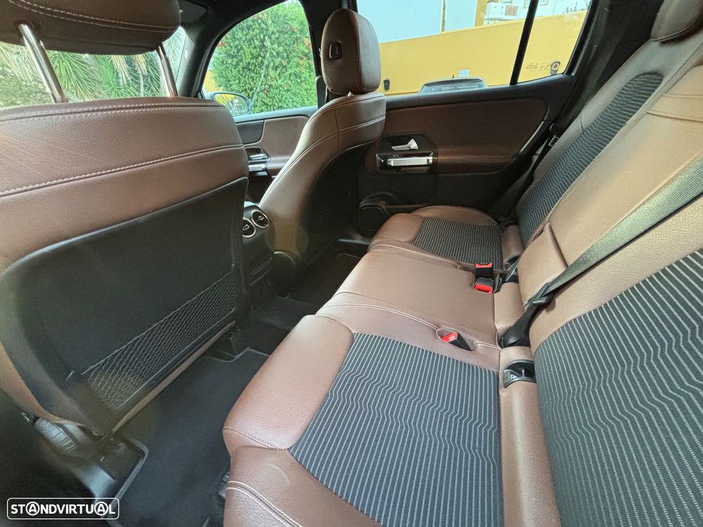 Mercedes-Benz GLB 180 - 9