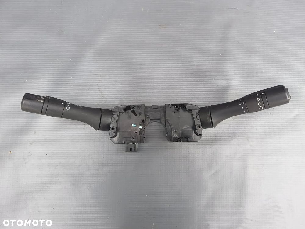 PRZEŁĄCZNIK ZESPOLONY PAJĄK 255670040R RENAULT FLUENCE 1 I 09-13