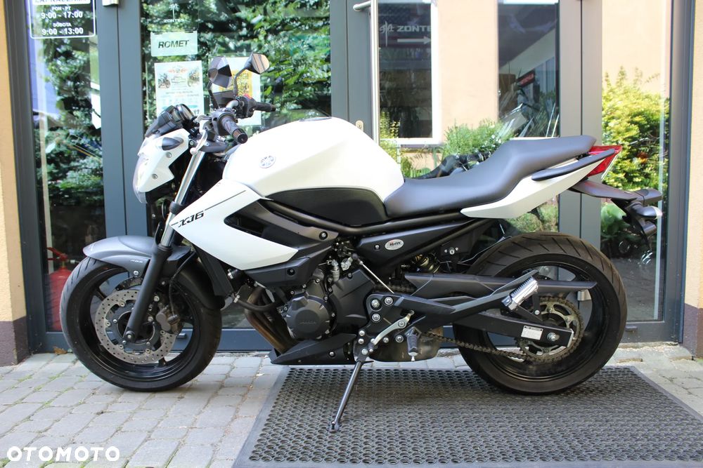Yamaha XJ - 3