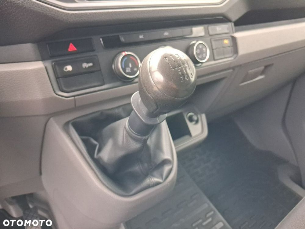 Volkswagen Crafter - 26